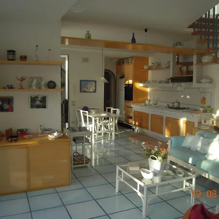 Casa Carlo E Daniela Holiday home *